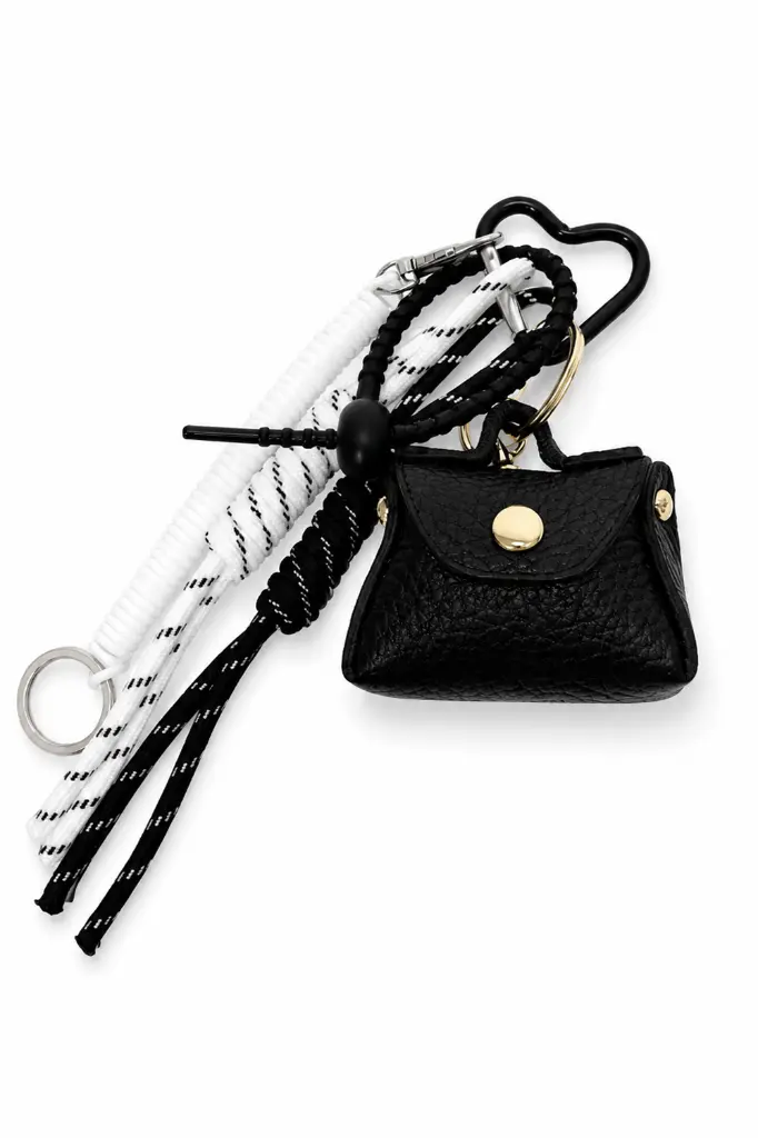 Anhänger-Bag-schwarz.webp